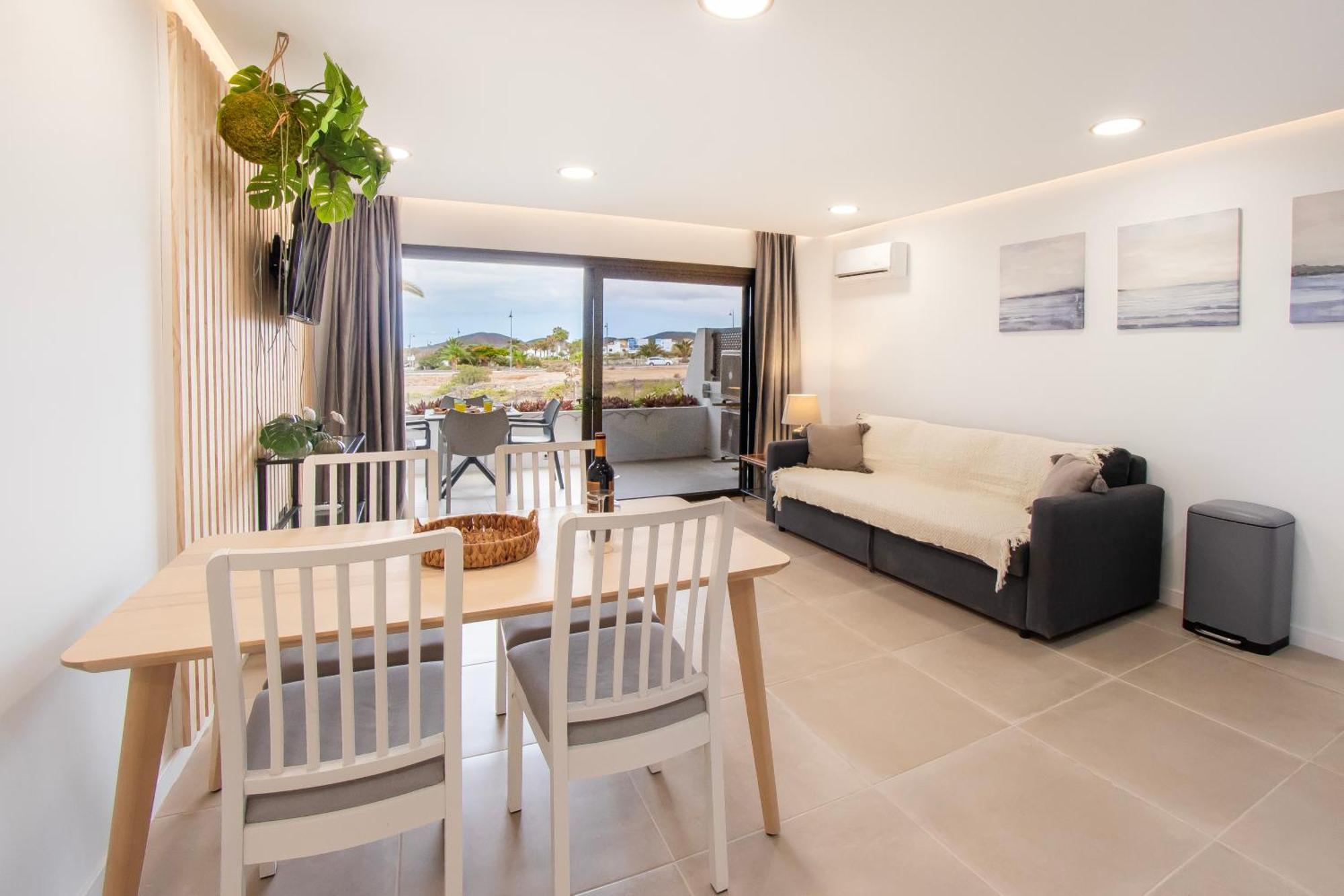 Newly Renovated, Luxurious Apartment With A Heated Pool, 259 ซานมิเกลเดียโบนา ภายนอก รูปภาพ