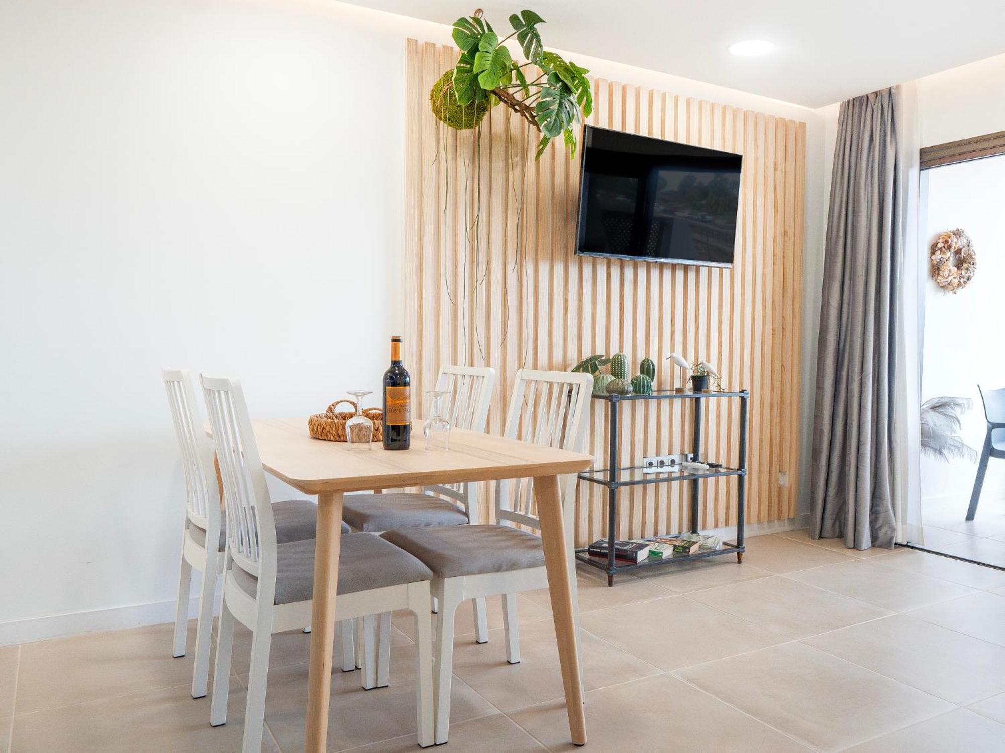 Newly Renovated, Luxurious Apartment With A Heated Pool, 259 ซานมิเกลเดียโบนา ภายนอก รูปภาพ