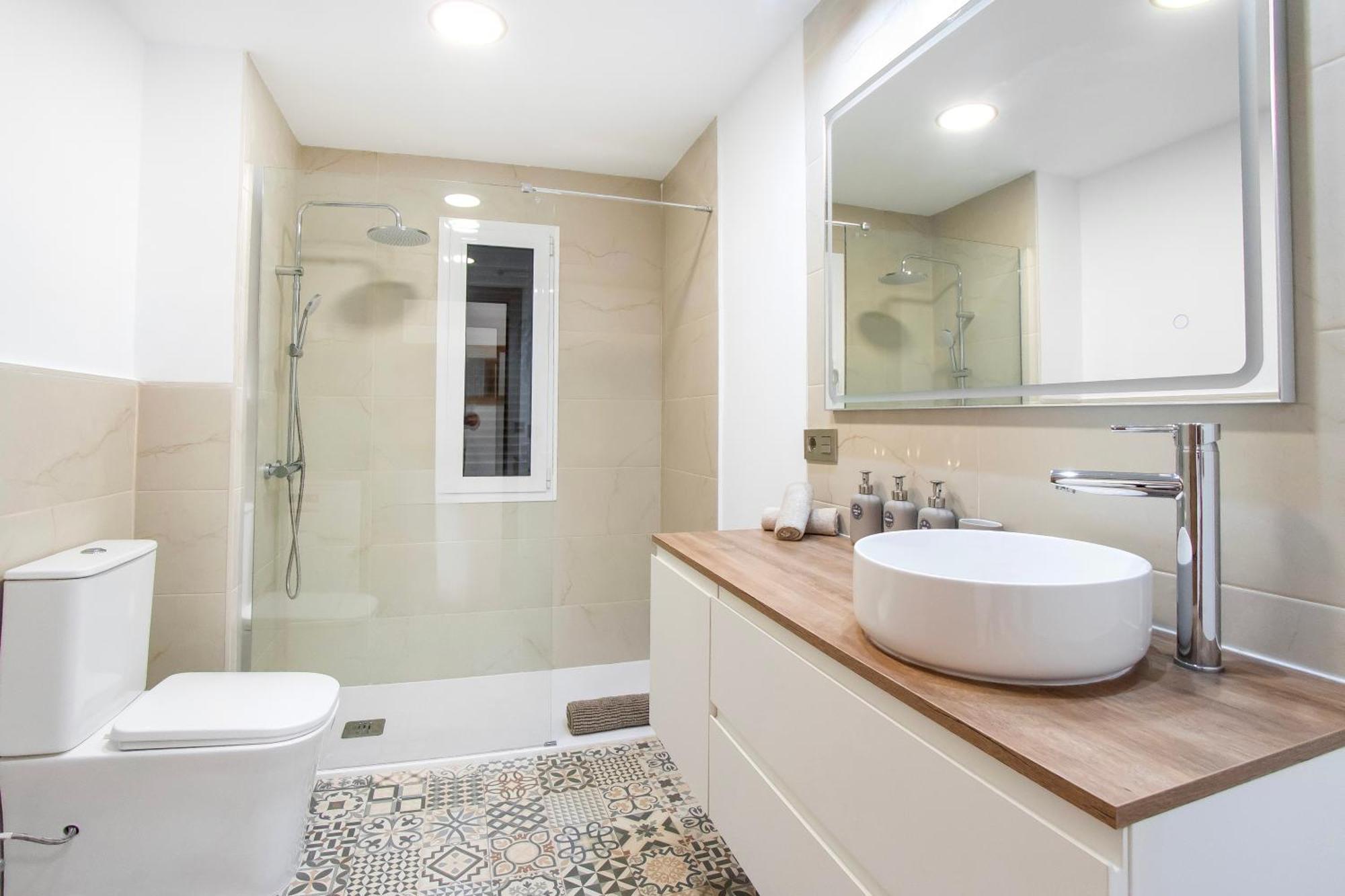 Newly Renovated, Luxurious Apartment With A Heated Pool, 259 ซานมิเกลเดียโบนา ภายนอก รูปภาพ