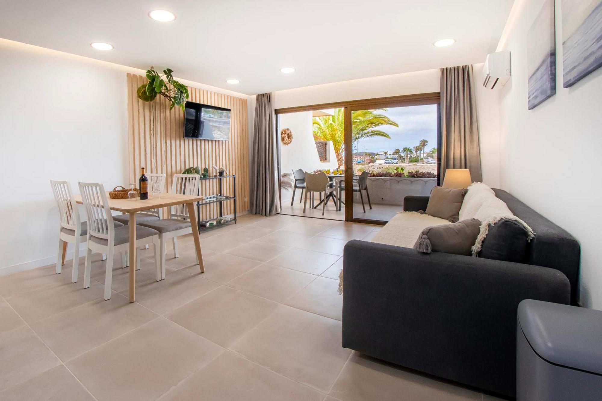 Newly Renovated, Luxurious Apartment With A Heated Pool, 259 ซานมิเกลเดียโบนา ภายนอก รูปภาพ